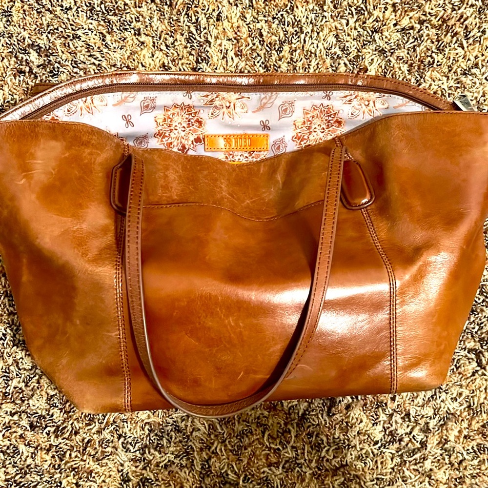LEATHER HOBO PURSE